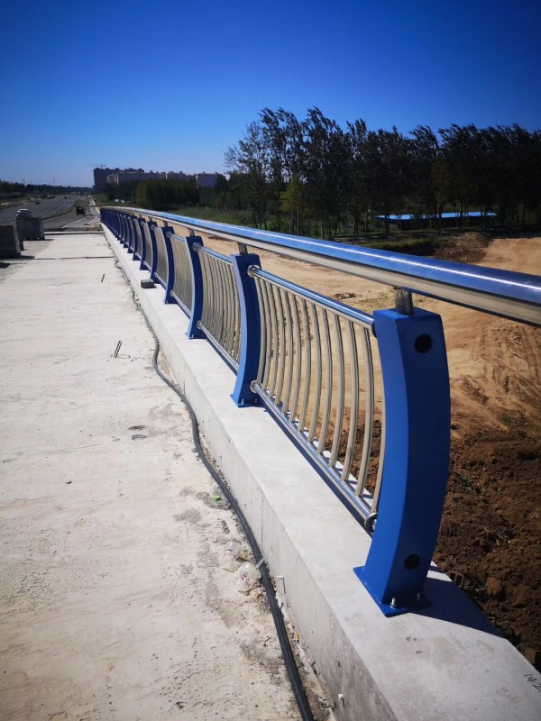 304不銹鋼復合管欄桿