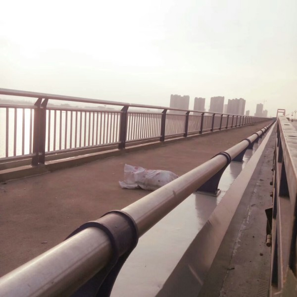 不銹鋼橋梁河道護(hù)欄